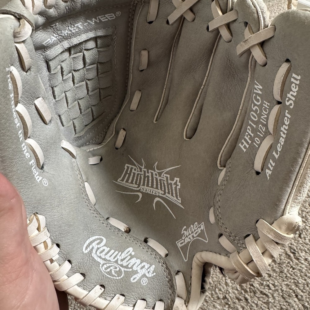 Rawlings 10.5'' Highlight Series Youth Baseball Softball Right Glove HFP105GW